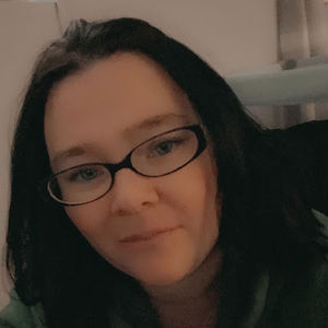 Meet your Posher, Angie